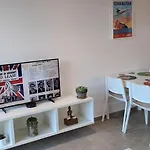 Large Studio With View-Hosted By Sweetstay