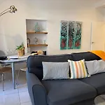 2Br In The Zoko Contemporary And Convenient