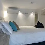 Beachfront 1Br Maisonette Your Dream Vacation