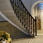 Central Penthouse Double Room Ensuite - Grand Central House