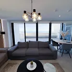 E1 Suites & Spa Aparthotel Style - Gym & Spa