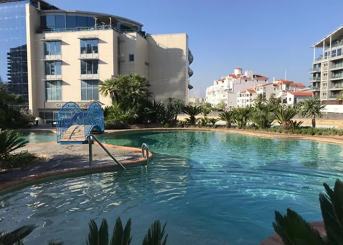 Swimming Pools Apartment In Ocean Village - 2 Bed 2 Bath Rock View