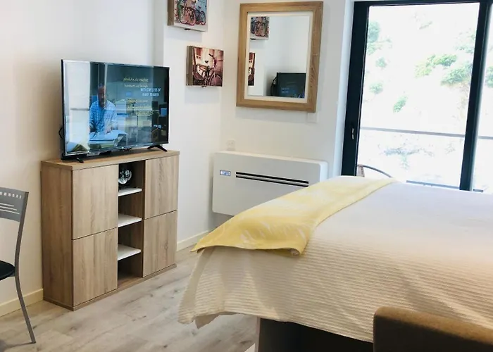 Cp High Floor Luxury Studio Sleeps 3