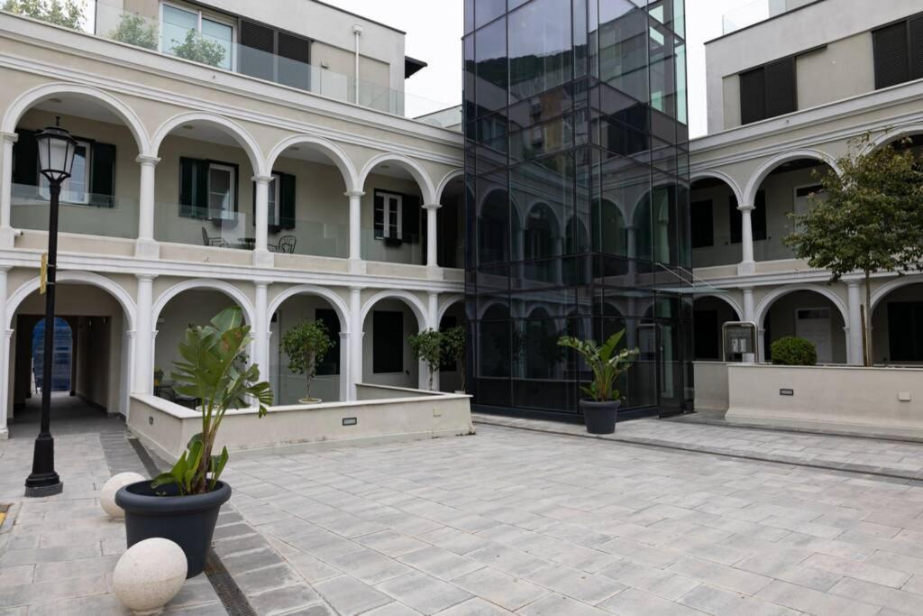 Charming Colonial Flat In Historic Building Apartamento *