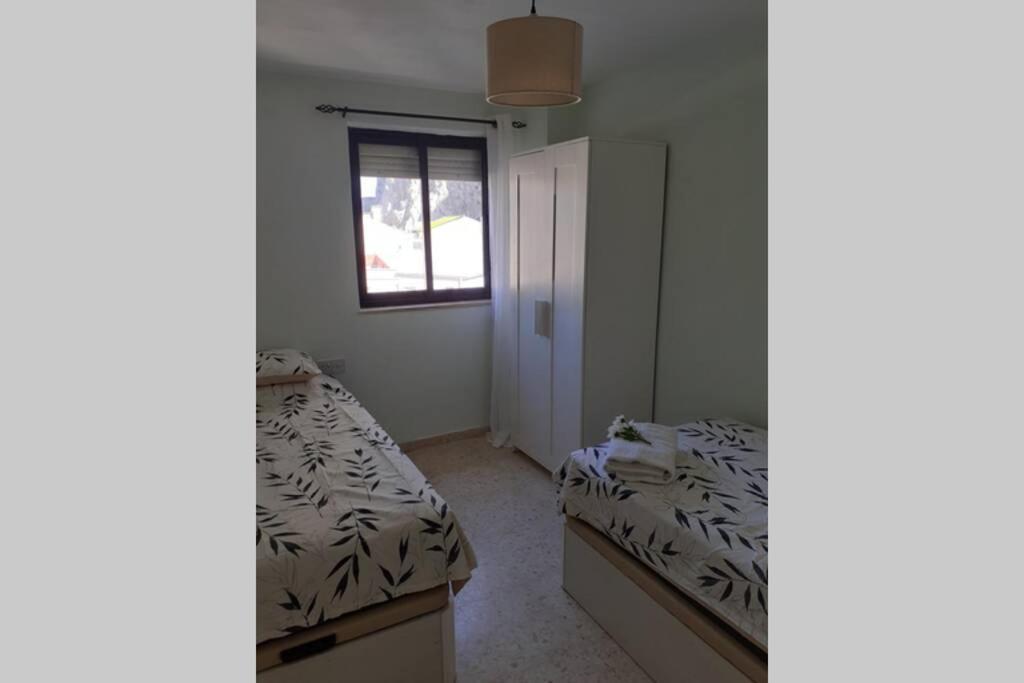 Bright And 2 Bedroom Flat In Apartamento *