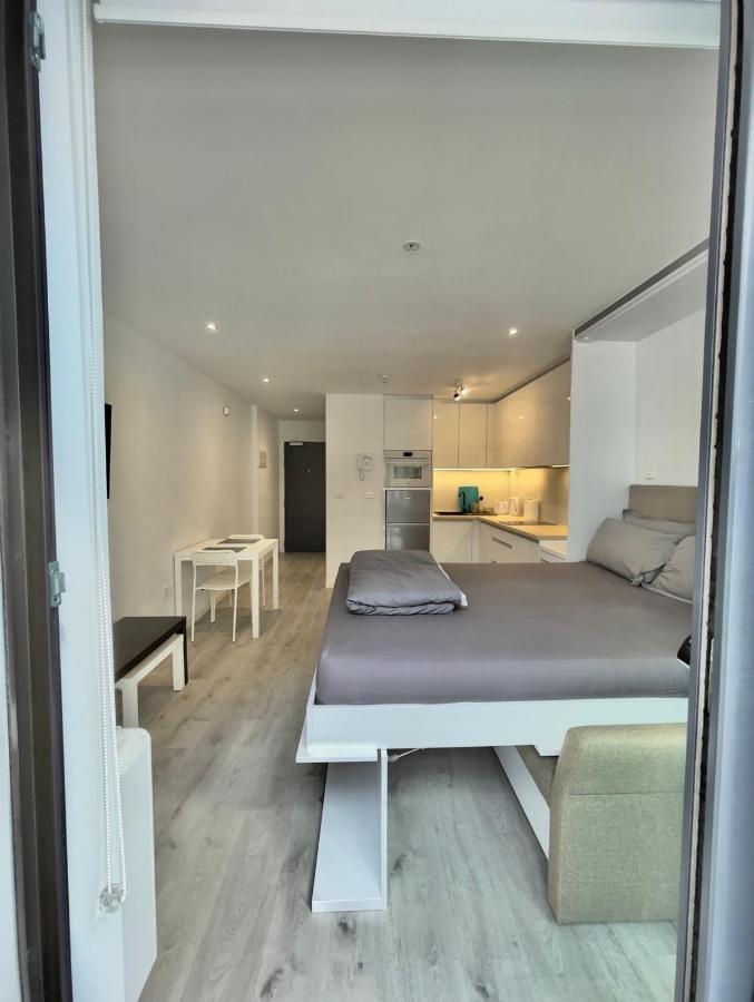 Apartment Near The And Centre Gibraltar
