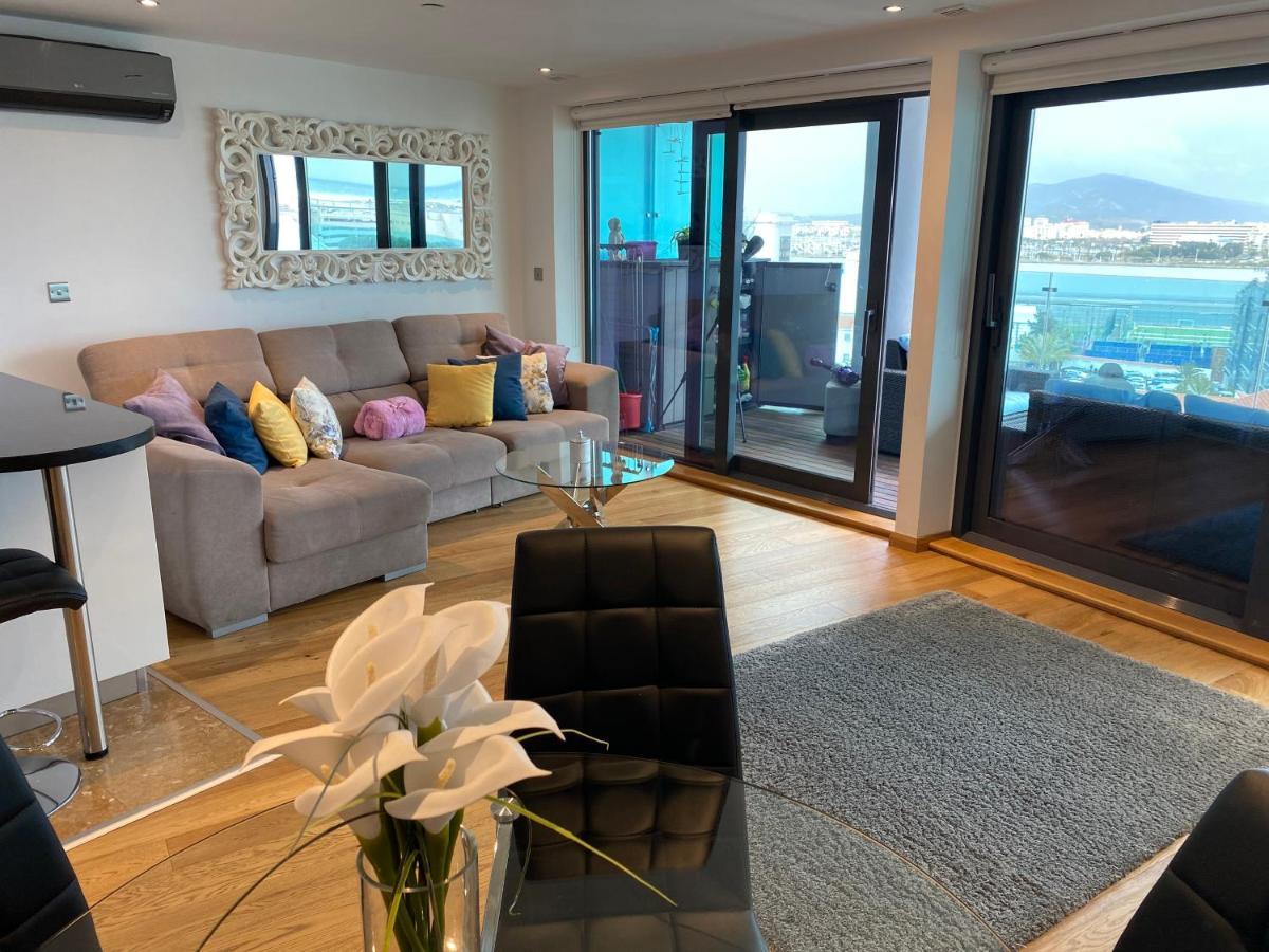 Luxury Ocean Plaza Private Large 1 Bed *