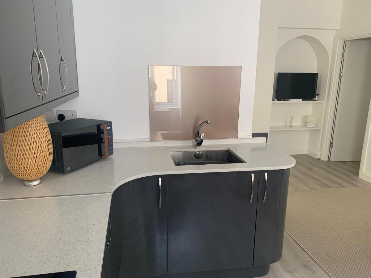 Castle Street Apartment