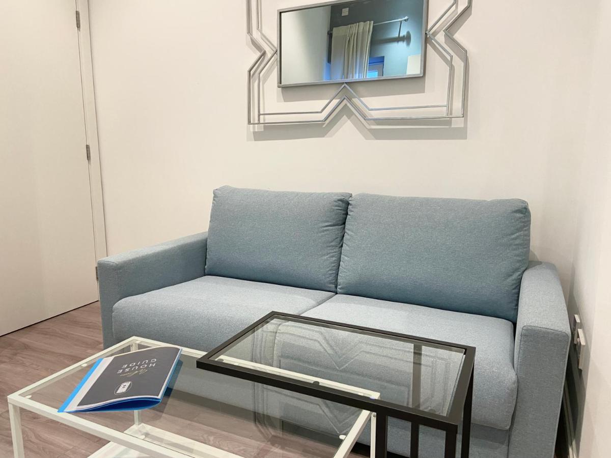 Modern Centre Two Bedroom Windsor - Grand House Apartment Gibraltar