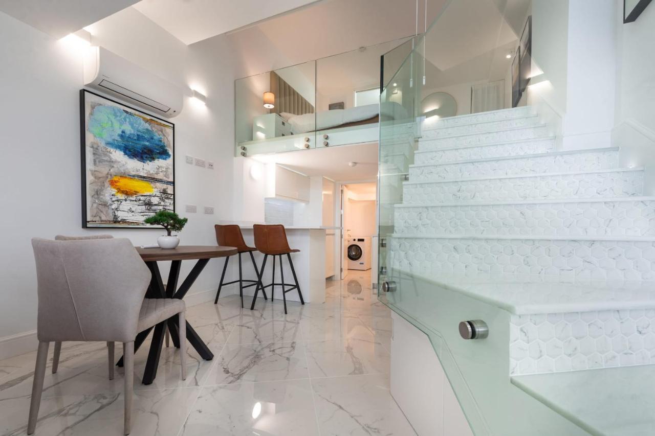 Beachfront Maisonette * Gibraltar