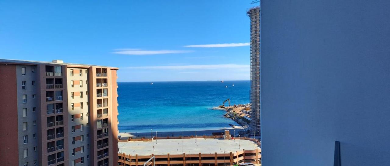 Large Studio With View-hosted By Sweetstay