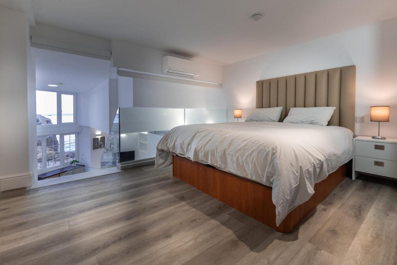 Beachfront Maisonette * Gibraltar