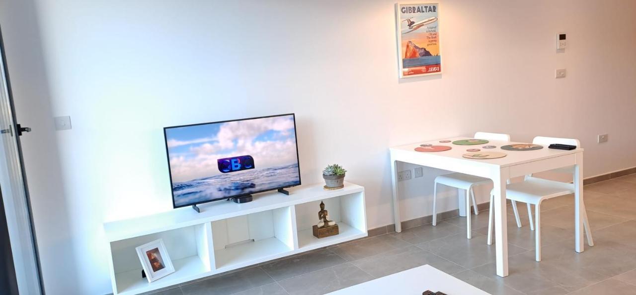 Large Studio With View-hosted By Sweetstay Gibraltar