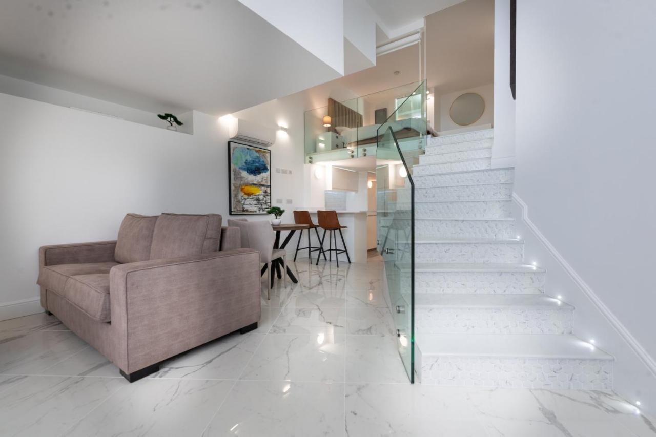 Beachfront Maisonette Apartment *