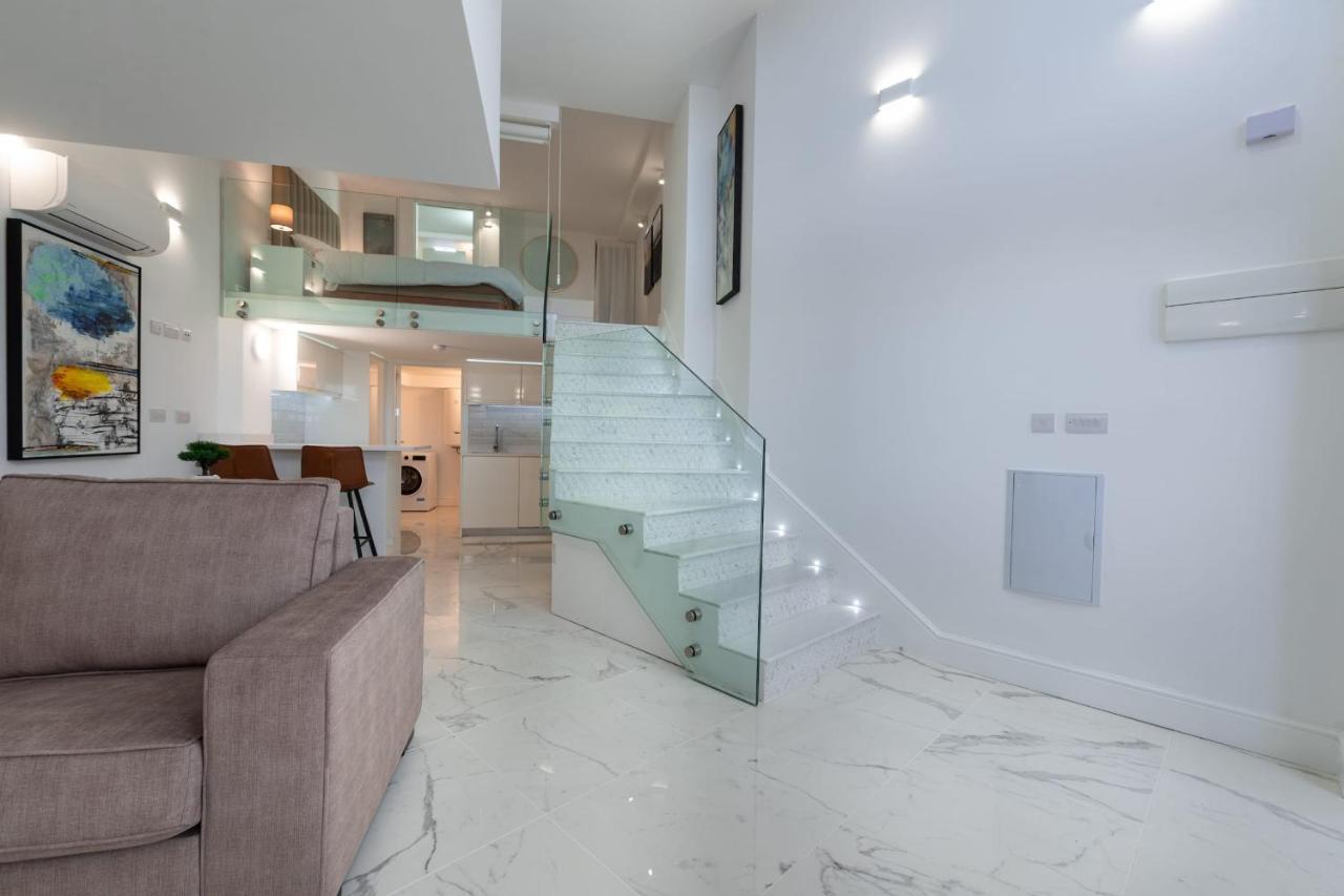 Beachfront Maisonette Apartment *