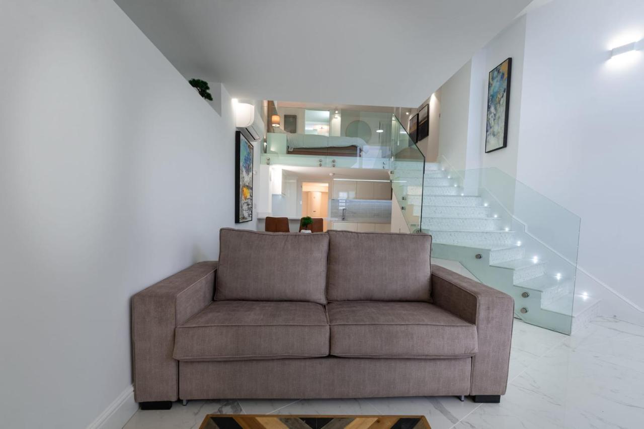 Apartment Beachfront Maisonette