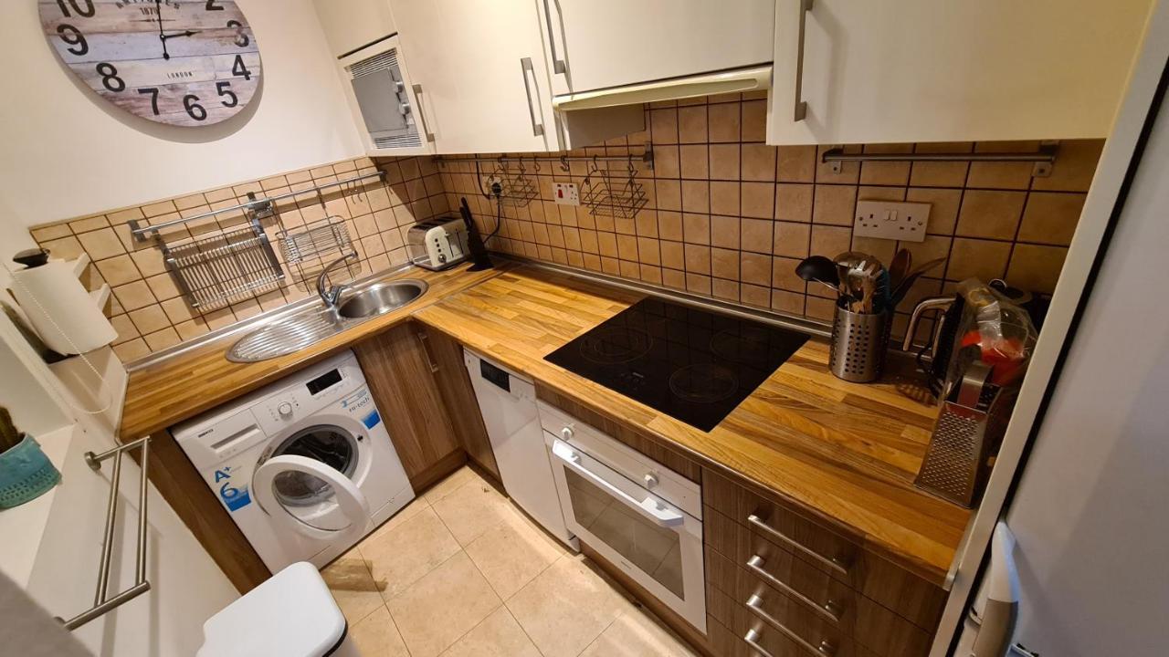 Apartamento Town Centre Flat With Roof Terrace *