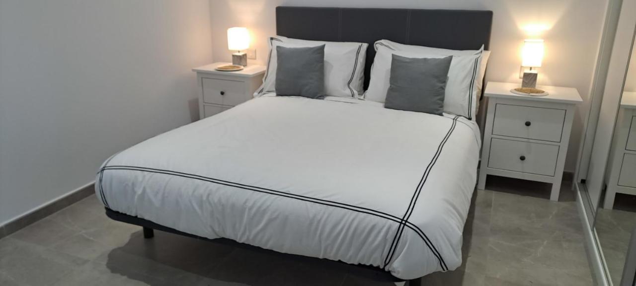 Large Studio With View-hosted By Sweetstay * Gibraltar