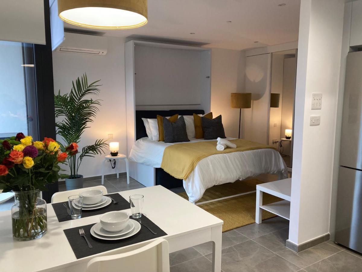 Aparthotel E1 & Style - Gym & 4*