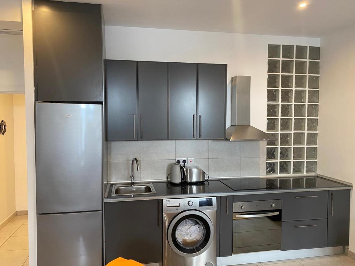 2br In The Zoko Contemporary And Convenient Gibraltar