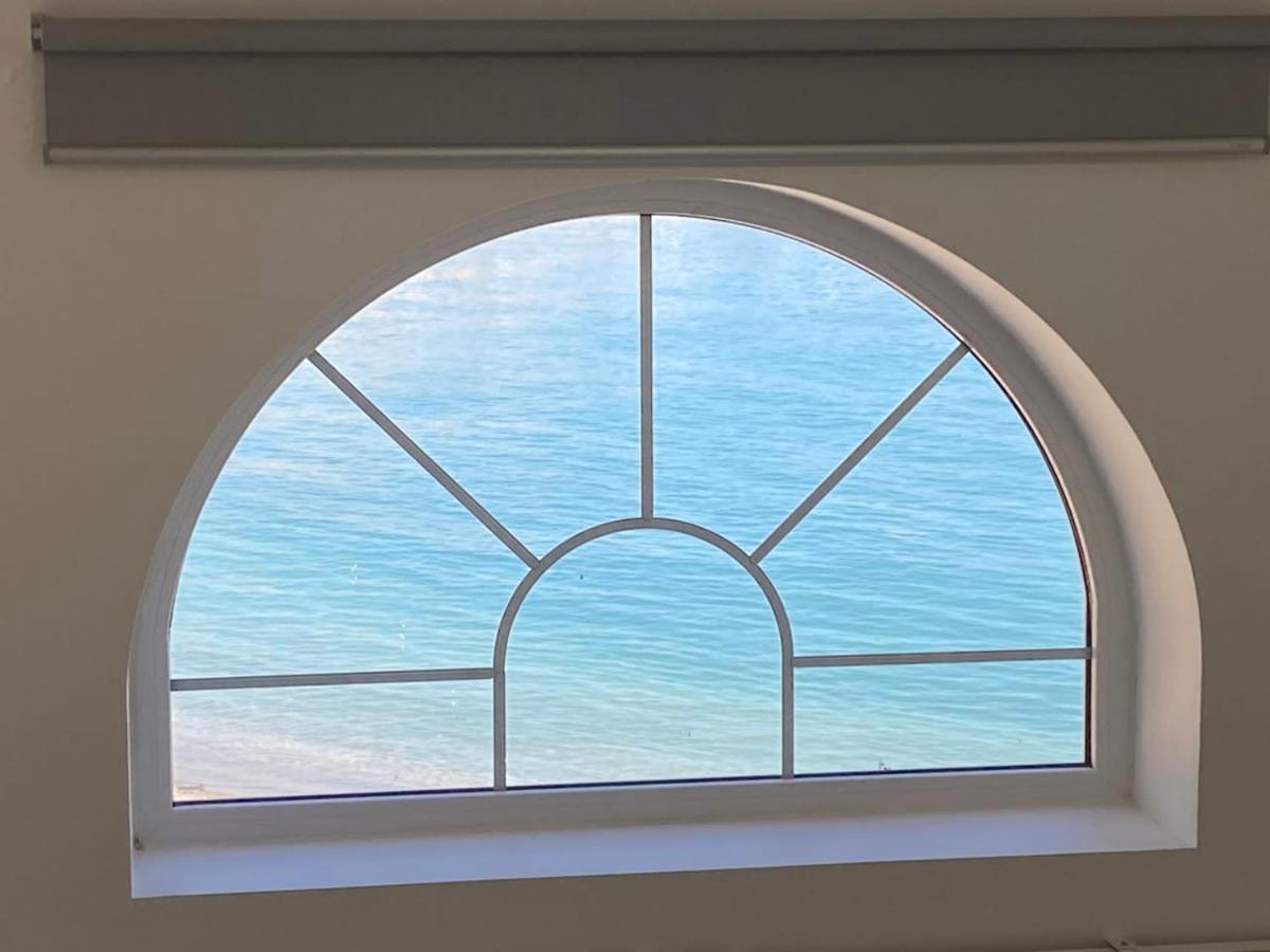 Beachfront 1br Maisonette Your Dream Vacation Gibraltar