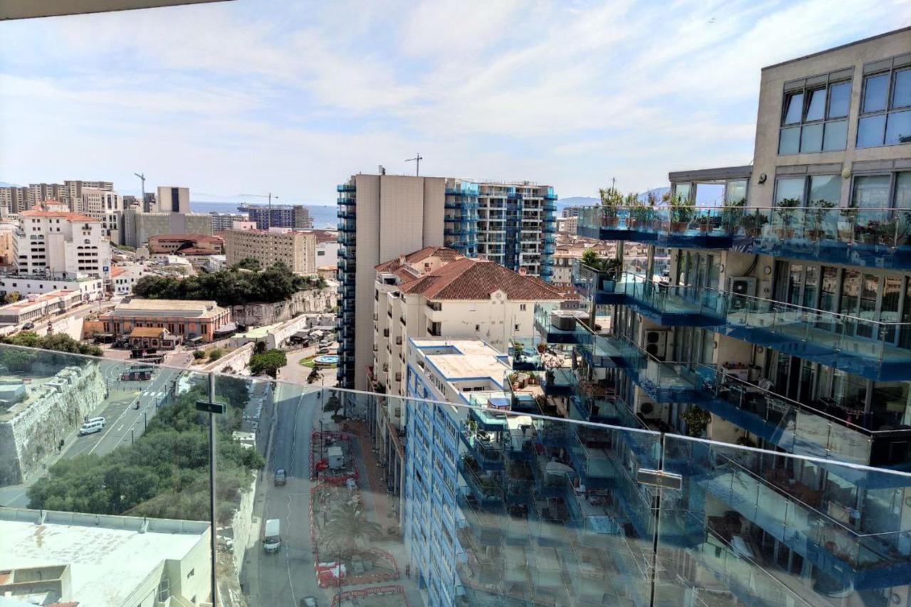 Seaside Serenity Oasis - High Floor - Stunning Views Gibraltar