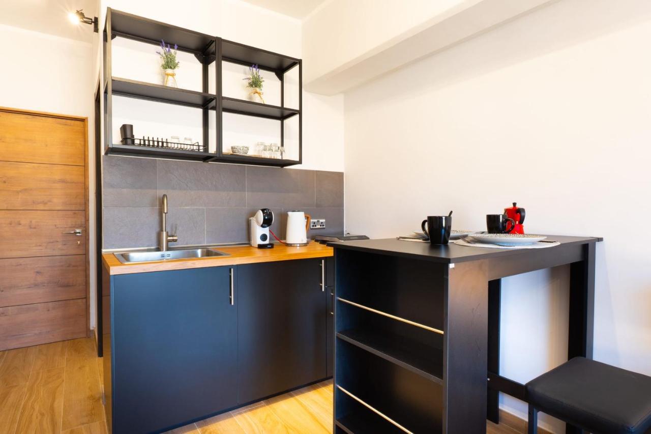 Apartment Ocean Heights Studio-hosted By Sweetstay