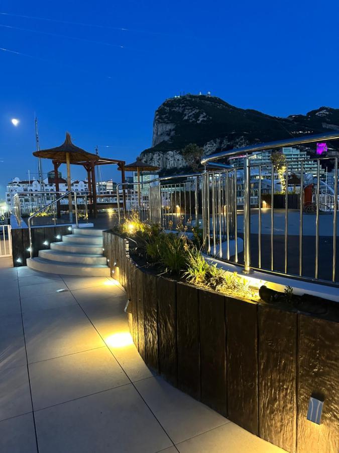Marina Club - Luxury In Ocean Village Apartment
