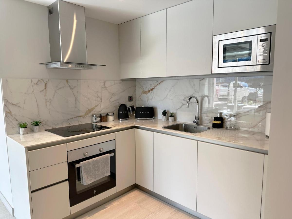 Apartment Marina Club - Luxury In Ocean Village Gibraltar