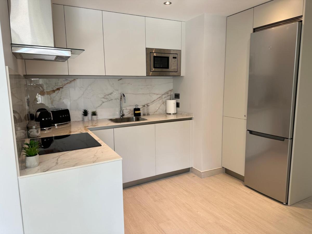 Marina Club - Luxury In Ocean Village Apartment *