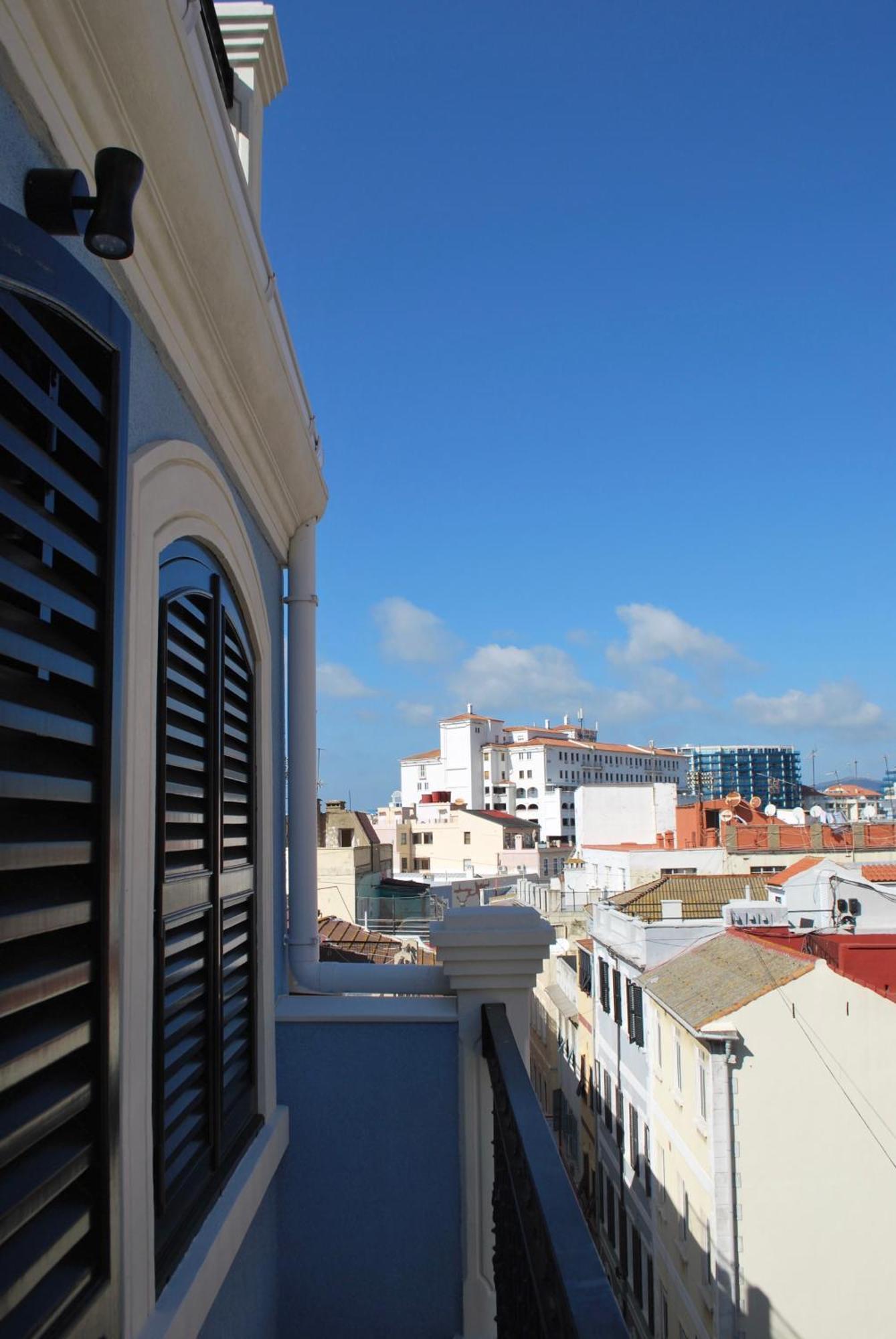 Fabulous Centre - Grand House Apartment