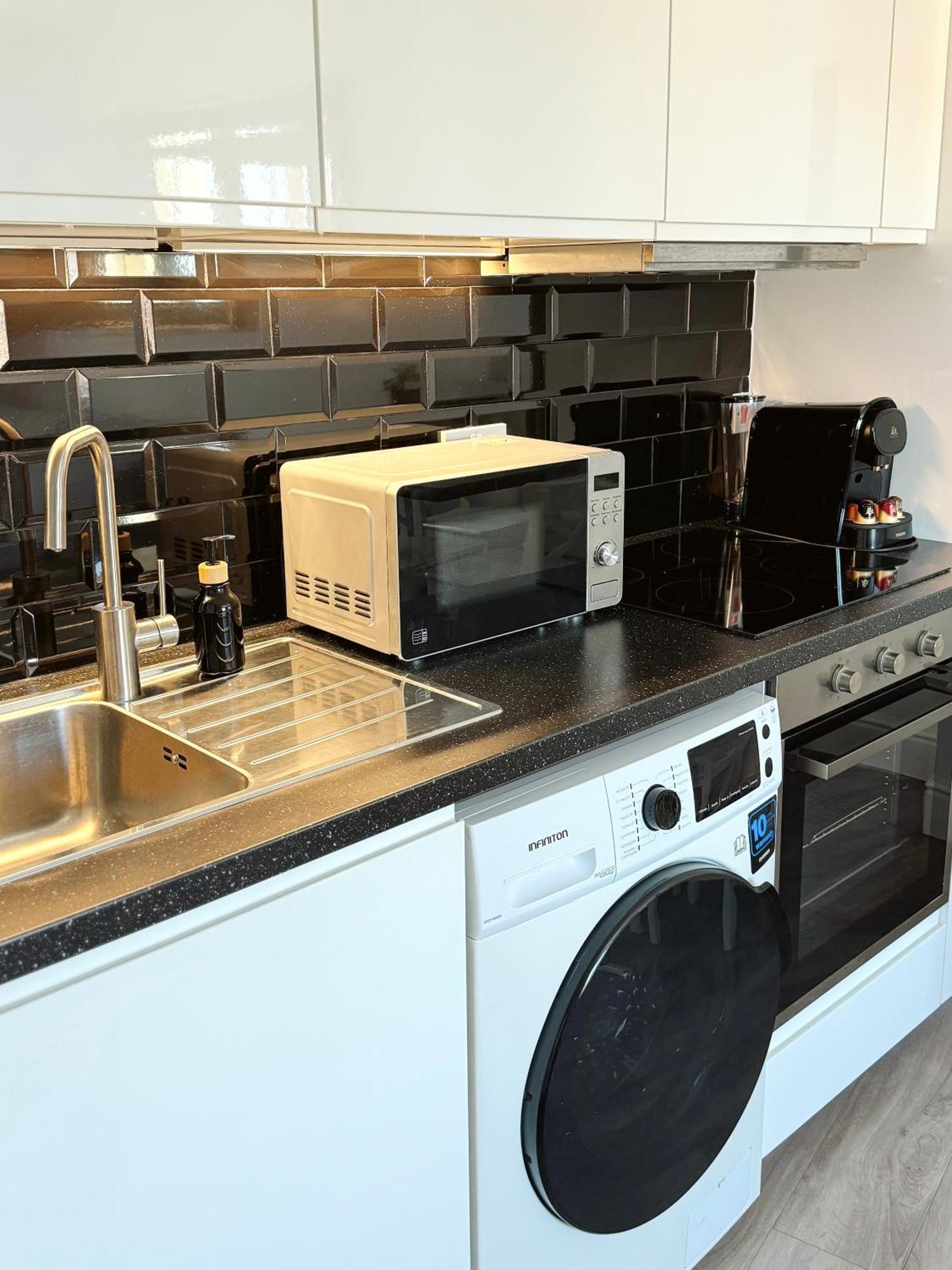 Deluxe Centre Two Bedroom - Grand House Apartment Gibraltar