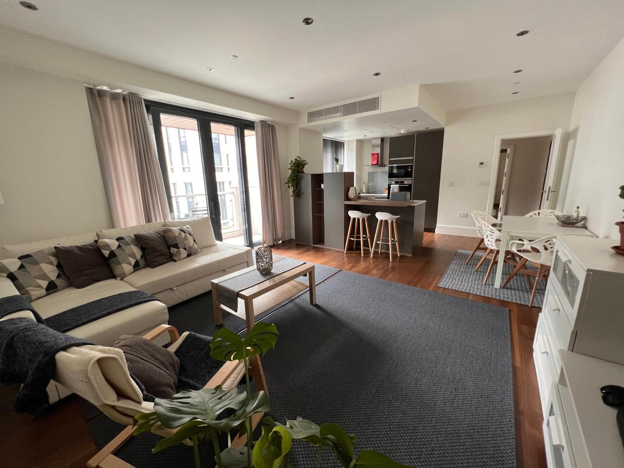 Apartment Deluxe 1-bed In The Centre *