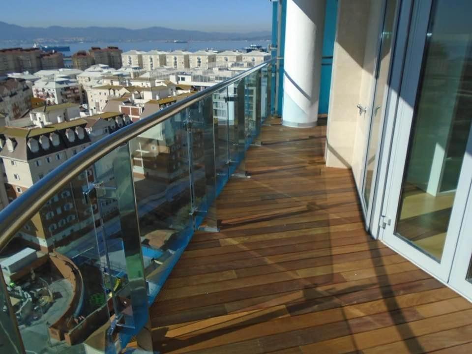 Family With Swimming Pools 3 Bedroom 2 Bathroom Rock Facing Gibraltar