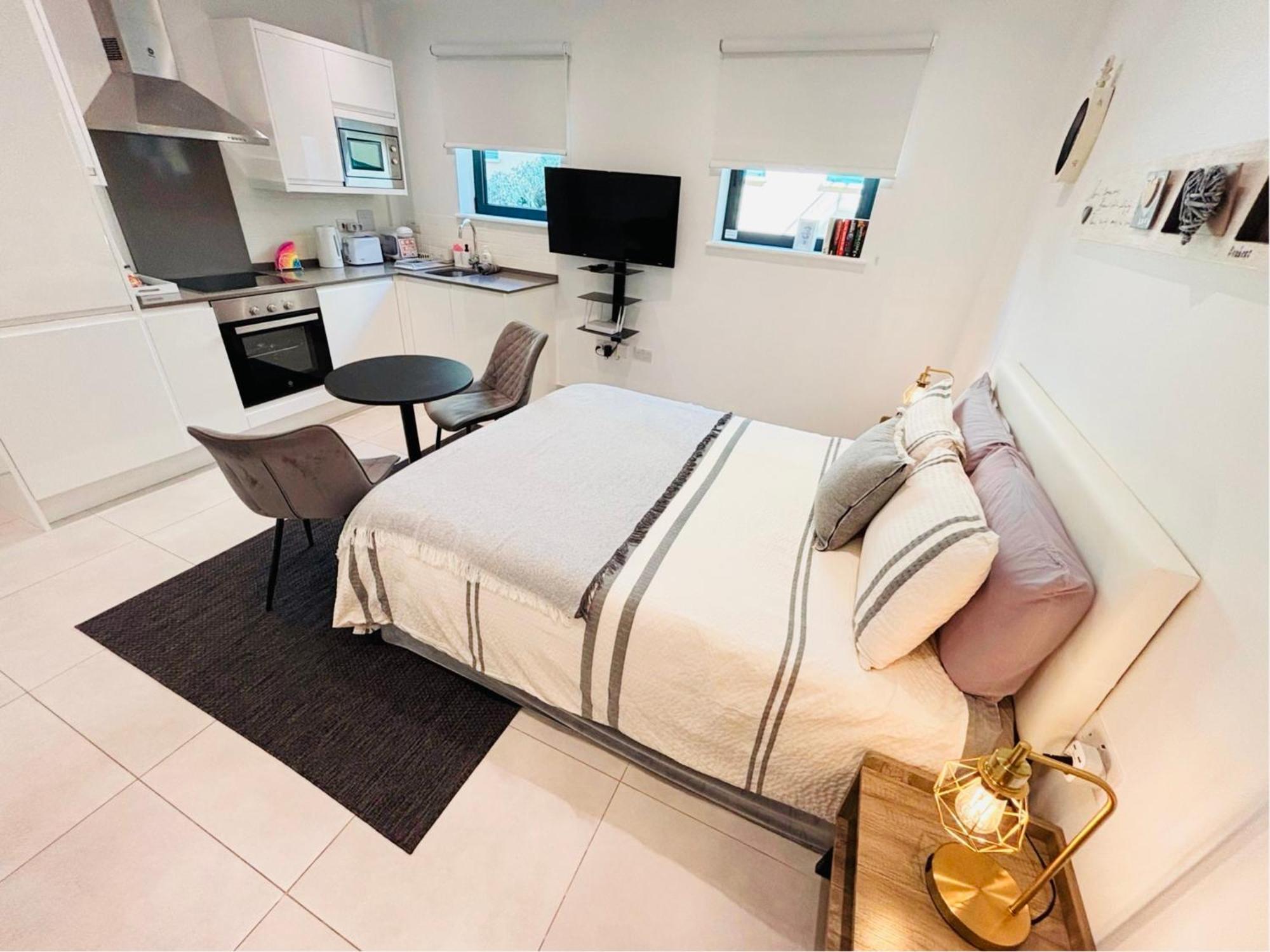 Gibraltar Central Suites Apartment Gibraltar
