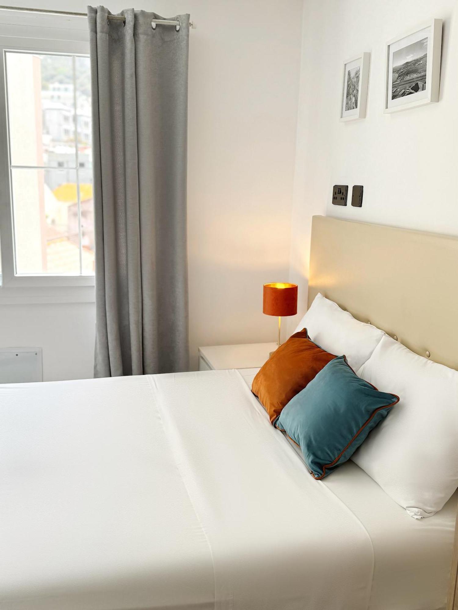 Apartment Penthouse Double Ensuite - Grand House Gibraltar