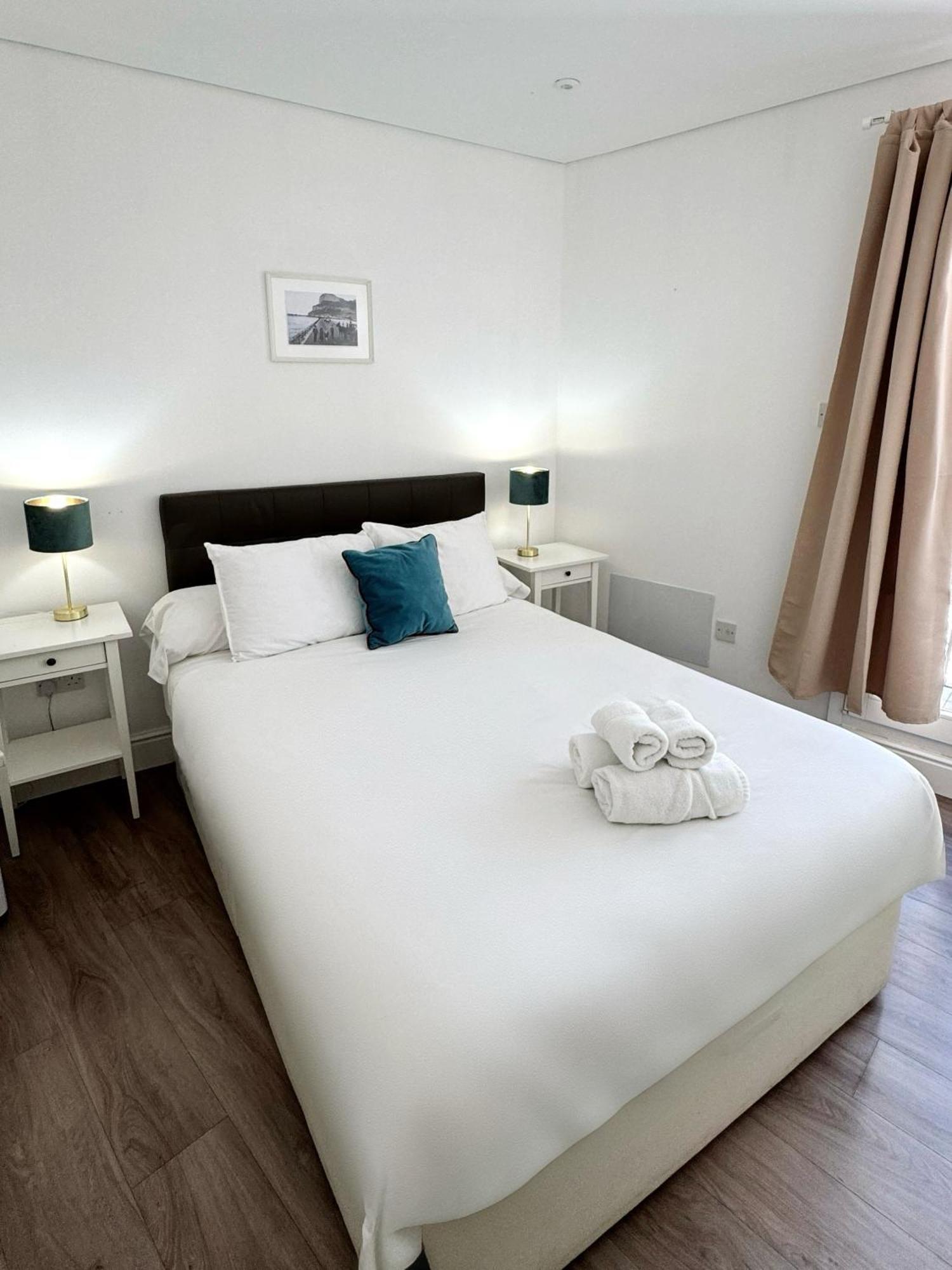 Apartment Deluxe Centre Two Bedroom - Grand House