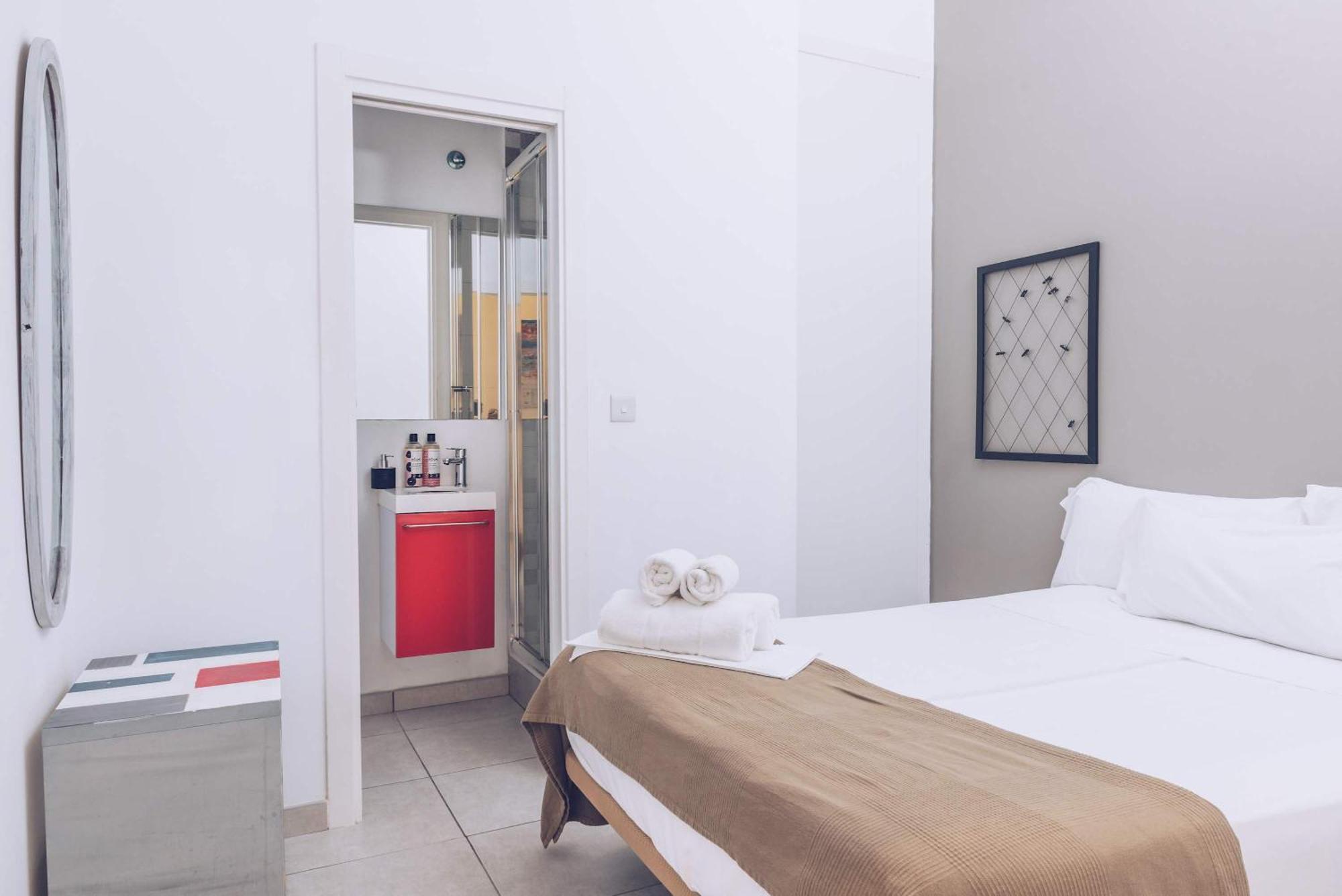 2br And 2ba In The Zoko Cozy And Convenient *