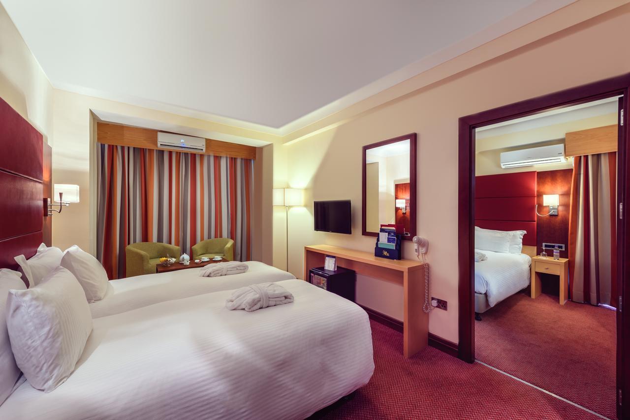 The Caleta Health, Beauty & Conference Centre Hotel