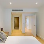 Luxury Modern Apartment With Exceptional Views! Hosted By Sweetstay