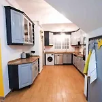 Chic 3 Bedroom House In The Heart Of Gibraltar