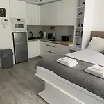 Cp High Floor Luxury Studio