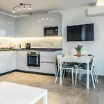 Brand New Studio Near The Beach, Gibraltar