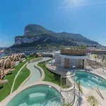 Ocean Spa Plaza Resort Apartment