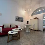 Quirky 1Br Just Off Main Street Prime Location