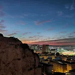 Luxury Apartment/High Floor/Stunning Views/Parking