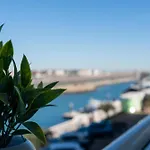 Marina Club Luxury-Hosted By Sweetstay