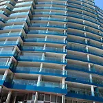 Ocean Village Luxury 2 Bed 2 Bath Apartment - Amazing Views - Pools And Jacuzzis