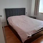 Three Bedroom Flat At Ocean Village