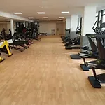 Luxury 1 Bed With Pool And Sea Views